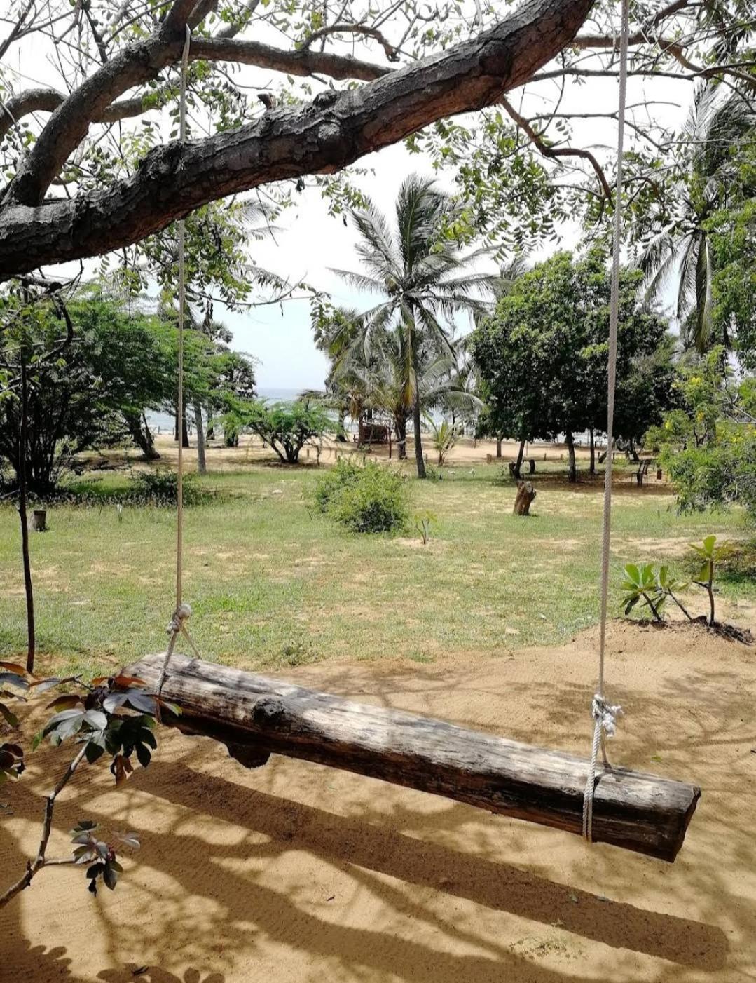 Beach Bungalow Yala Kirinda  Exterior foto